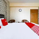 Oyo 93369 Apartemen Gateway Cicadas By Qq Rent 2