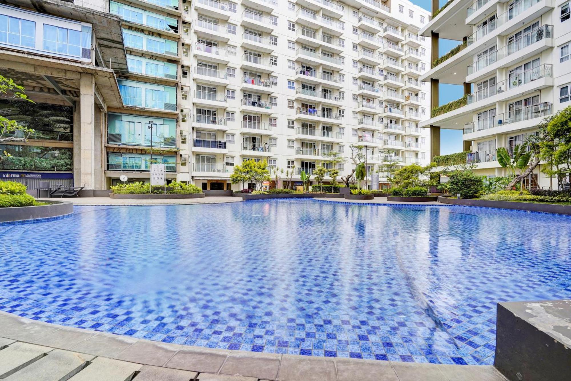 Hotel Oyo 93369 Gateway Cicadas By Qq Rent 2 Bandung